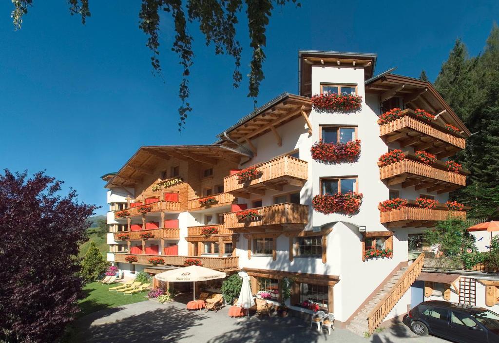 Hotel Olympia Pettneu am Arlberg Exterior foto